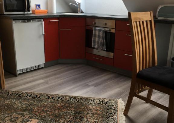Eningen Apartment | Gäste-Appartement-Kirsammer