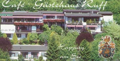Happurg House | Gästehaus Café Ruff