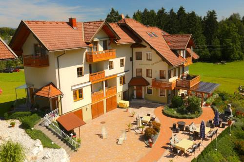 Oberaichwald Apartment | Gästehaus Karoline