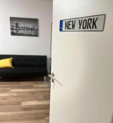 Winhoring House | Gästezimmer New York im Werkmotel