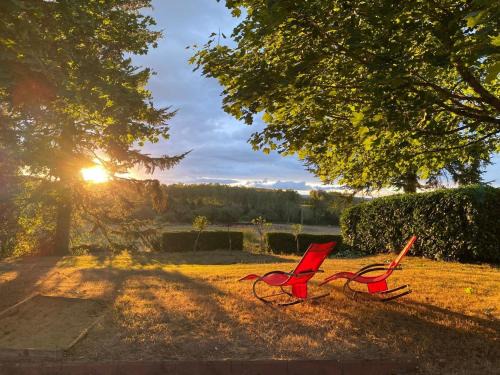 Moulins-le-Carbonnel House | Gîte écologique familial en campagne, idéal pour sports et nature - FR-1-410-452