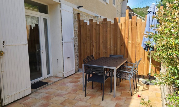 Montbrun-les-Bains Apartment | Gîte 3:60 square meter apartment near Montbrun Les Bains