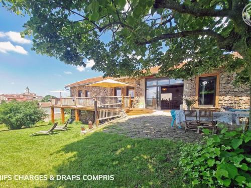 Virigneux House | Gîte 5 chambres avec jardin, terrasses et animaux acceptés - FR-1-496-326