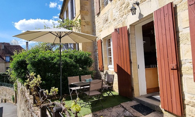 Saint-Vincent-de-Cosse House | Gîte Avec Terrasse aux Portes de Beynac