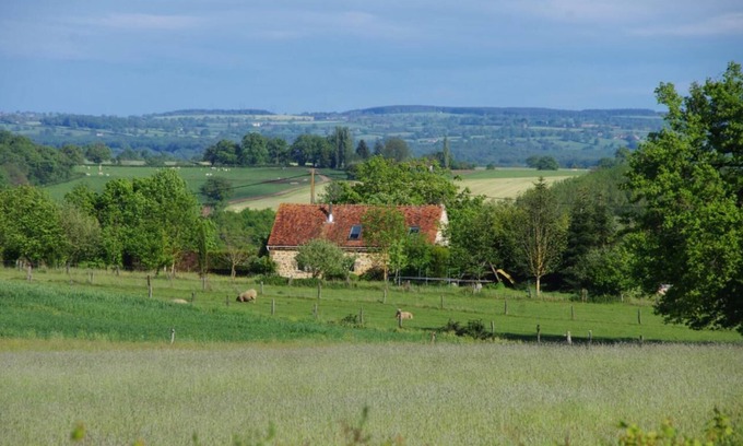 Ygrande House | Gîte avec piscine sainte anne