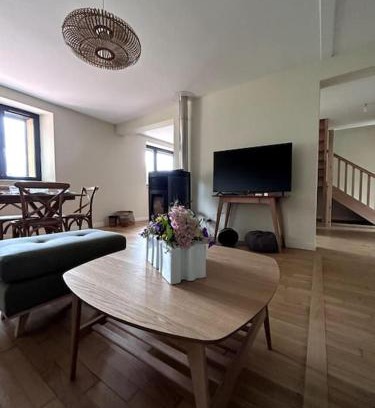 Montboucher Apartment | Gîte Bois Tordu - 3 chambres - proche Bourganeuf