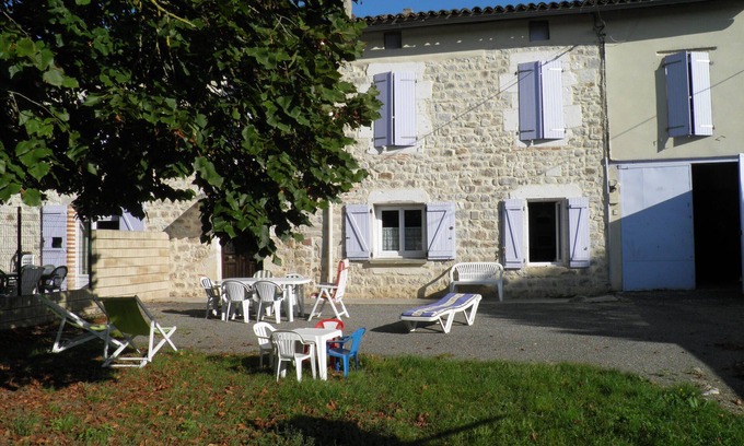 Castelnau-de-Montmiral House | Gîte Braucol - Countryside & Vineyards