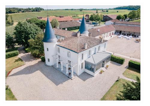 Lignan-de-Bordeaux House | Gîte Château de Seguin