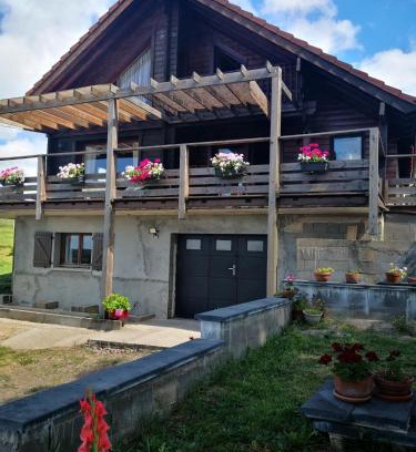 Menil-de-Senones House | Gîte chalet paisible déconnexion totale