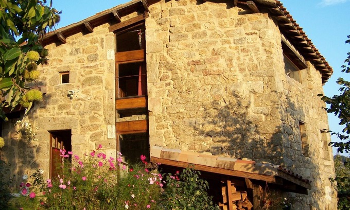 Gluiras Cottage | Gîte de Chapelèche "Les Châtaigniers"