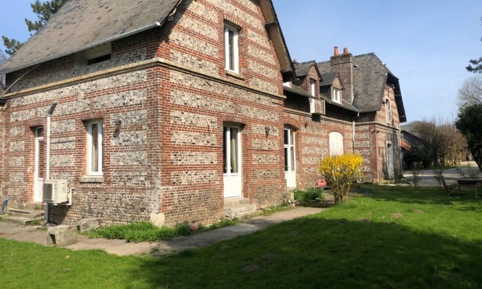 Derchigny House | Gîte de la Renaudière (15 people)