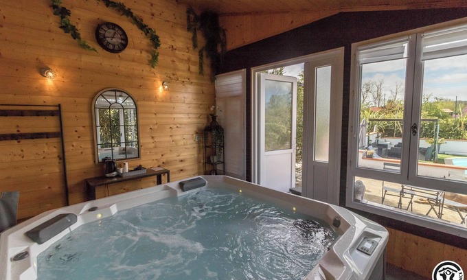 Lagardelle-sur-Leze Villa | Gîte du Moulin