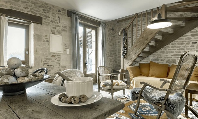 Saint-Genies Villa | Gîte familal 6 pers. Duplex 1 floor