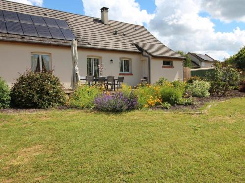 Valencisse House | Gîte familial et chaleureux avec jardin clos, garage, et proche de Blois, animaux bienvenus - FR-1-491-446