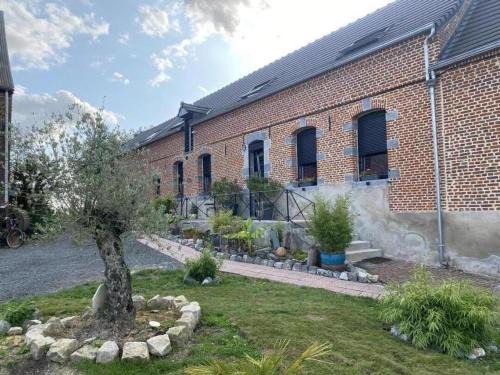Villers-Pol House | Gîte familial tout inclus avec cour, terrasse et équipements équestres, proche du Parc Naturel de l'Avesnois - FR-1-510-190
