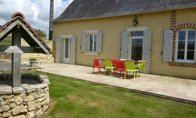 Saint-Christophe-en-Champagne House | Gîte 8 pers. avec jardin et terrasses, 4 chambres, proche Le Mans et Sablé, idéal pour familles - FR-1-410-192