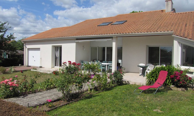 Saint-Julien-de-Concelles Cottage | Gîte des Castors de Loire Proche Nantes
