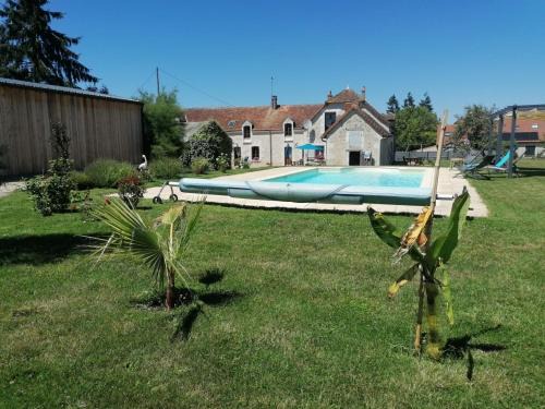Villeloin-Coulange House | Gîte Hibou avec piscine 4-6 personnes