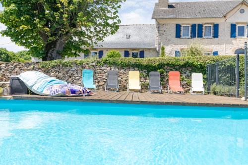 Beynat Apartment | Gîte Jean Montet, piscine chauffée partagée, Wifi, salle de jeux, animaux de la ferme