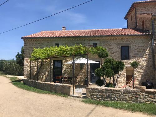 Saint-Sauveur-de-Cruzieres House | Gîte Les Vignes au Mas Dujau