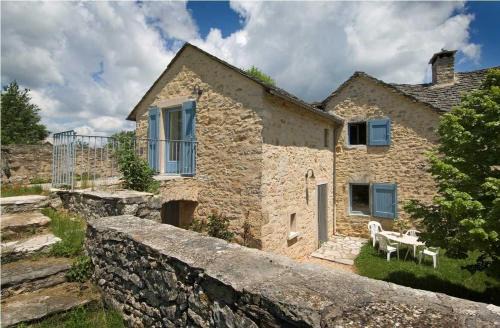Saint-Georges-de-Levejac House | Gîte La Cazelle 4/6 personnes du Presbytère