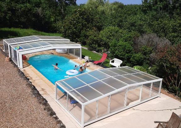 Montreuil-sur-Maine House | Gîte La Pironnière - Piscine, Nature, au bord de la Rivière