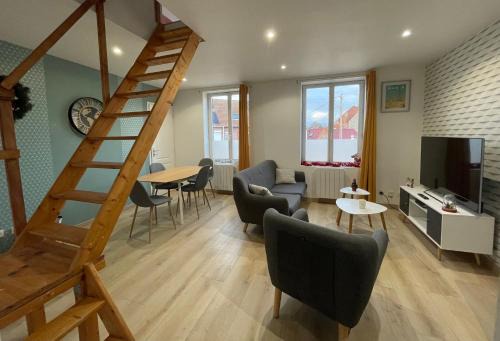 Phalempin Apartment | Gîte Le Duplex - 5min de la gare vers Lille-Lens-Arras