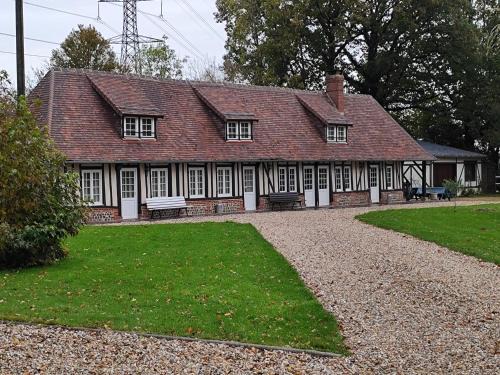 Saint-Martin-Saint-Firmin House | Gîte Le Clos Maridor - Grande Longère Normande -15 personnes