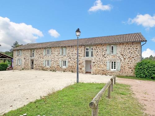 Saint-Mathieu House | Gîte Les Champs N°5