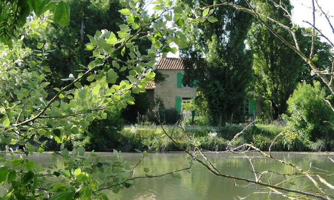 Saint-Jean-de-Liversay Cottage | Gîte marais poitevin bord de Sèvre