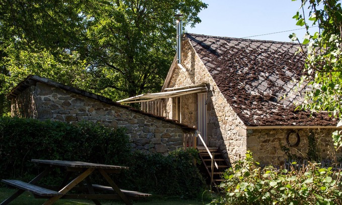 Hautefage House | Gîte Q'uatre Charlannes