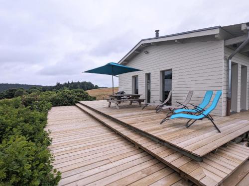 Le Mas-de-Tence House | Gîte rénové avec terrasse, randonnées et activités culturelles en Haute-Loire - FR-1-582-470