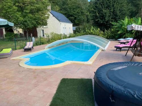 Faverolles House | Gîte rénové avec piscine chauffée près de Beauval, 10 pers., terrain de sport et nature. - FR-1-591-568