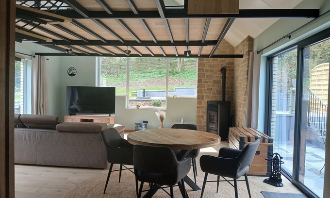 Wepion Cottage | Gîte Rural Avec Terrasse et vue sur le Bois Proche de la Citadelle de Namur