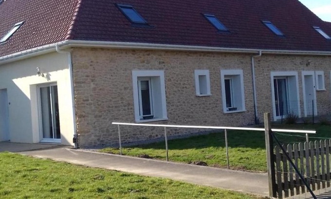 Belle-et-Houllefort House | Gîte spacieux avec terrain clos, terrasse, 4 chambres, animaux acceptés, près de Belle-et-Houllefort - FR-1-376-104