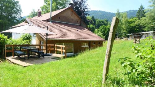 Moussey Apartment | Gîte tout confort Les Champs de la Goutte à Moussey, au calme au cœur des Vosges