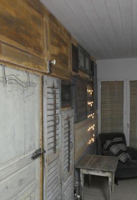 Hannonville-sous-les-Cotes House | Gîte, Vintage Touch