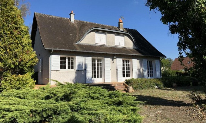 Yvoy-le-Marron House | Gîte Yvoy-le-Marron, 3 pièces, 4 personnes - FR-1-491-117
