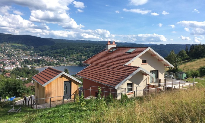 Gerardmer Apartment | Gîtes de l'Alise - Gérardmer, sauna, 6/12 people, breathtaking view of the lake