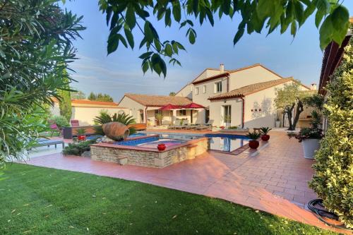 Theza House | Gîtes La Catalane