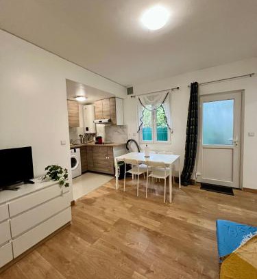 Gagny Apartment | Gagny charmant deux pièces très calme