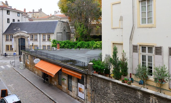 Carnot - Gailleton Apartment | Gailleton - Appart'Ambiance