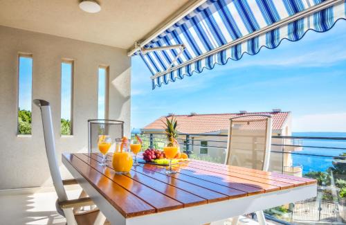 Brela Apartment | “Gajeta” 2- bedroom apartment with sea view
