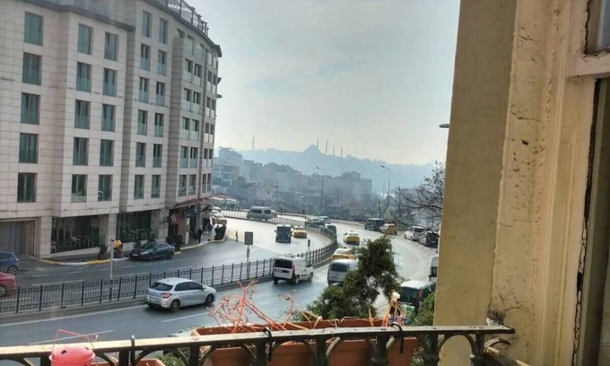 Pera Apartment | Galatada Muhteşem Tarihi Daire