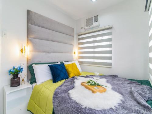 Mandaue Apartment | Galena by J&J (1BR . Wi-Fi . Netflix . Pool)