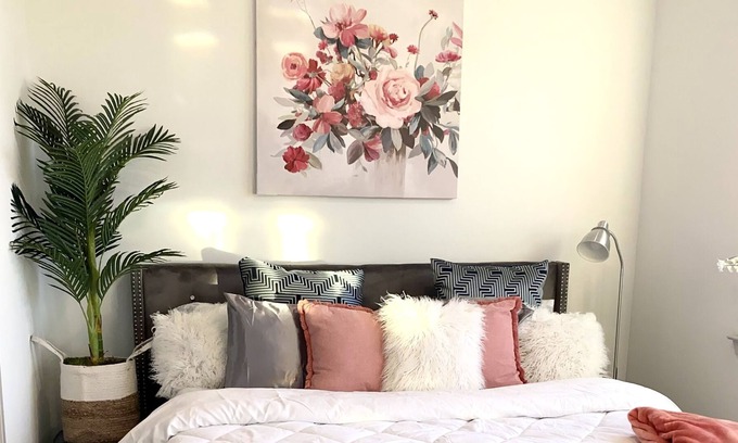 Greenway Plaza-Upper Kirby Apartment | Galleria/River Oaks Apartment
