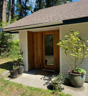 Ganges House | Gallery B&B