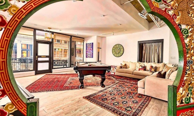 Sobro Condo | Gallery Loft *Walk to Broadway* PrintersAlleyLofts