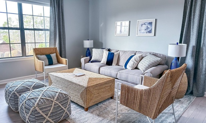 Six Mile Condo | Game Day Lake Retreat - Close to Clemson - Sunset views of Lake Keowee