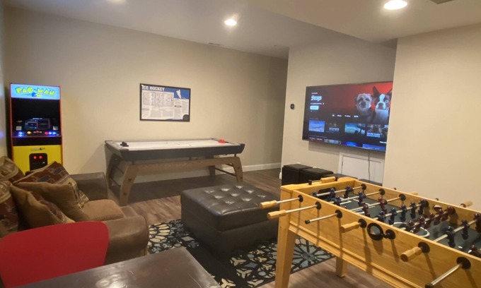 Glenwood Springs House | Game & Movie Rooms, Fire Pit, Family Friendly, A/C